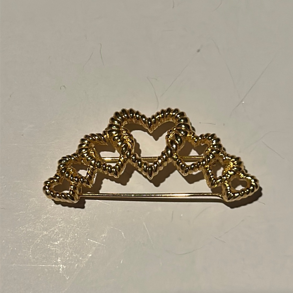 Vintage Gold-Tone Heart Brooch Pin